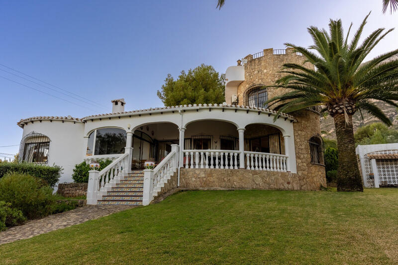 3 Cuarto Villa en venta