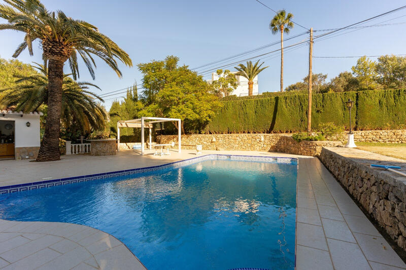 3 Cuarto Villa en venta