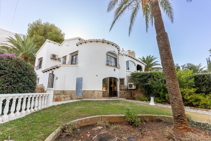 3 Cuarto Villa en venta