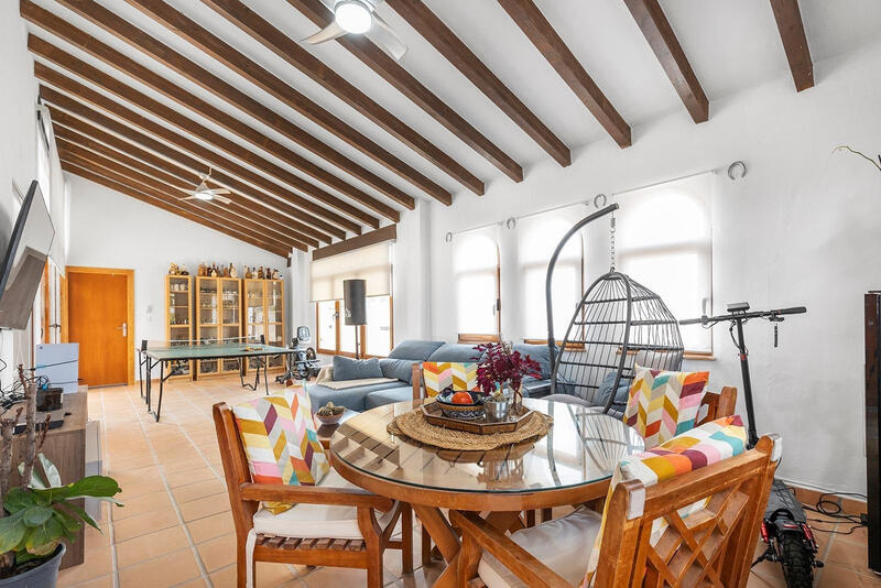 5 bedroom Villa for sale