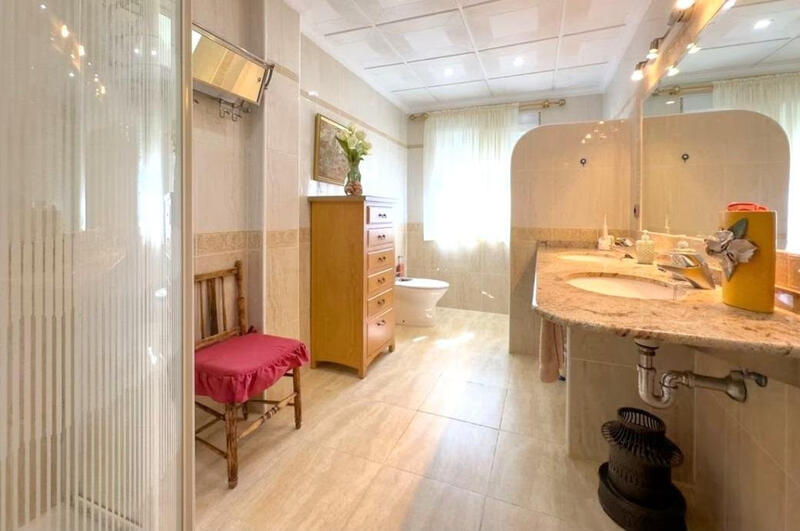 4 sovrum Duplex till salu