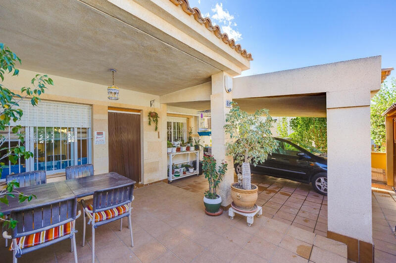 Maison de Ville à vendre dans Torrevieja, Alicante