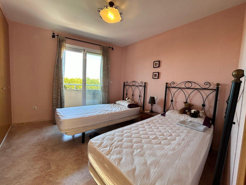 3 bedroom Townhouse for sale