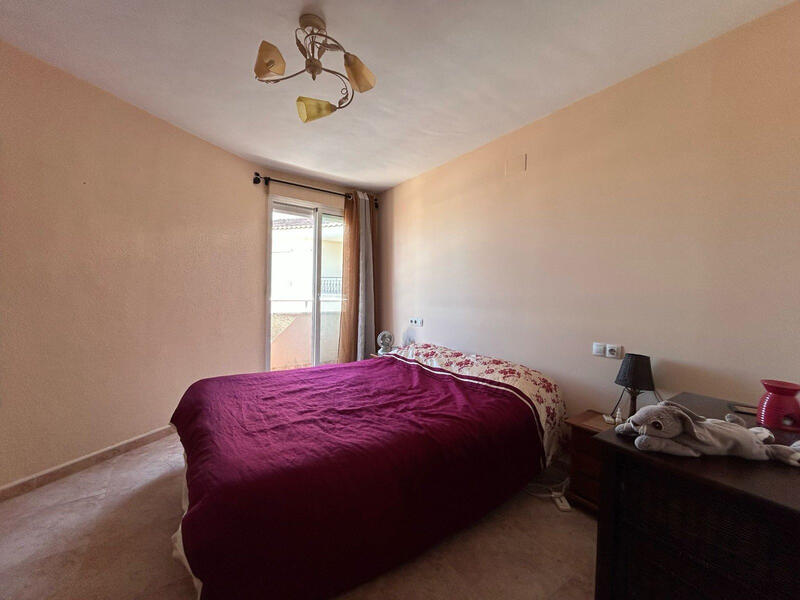 3 bedroom Townhouse for sale