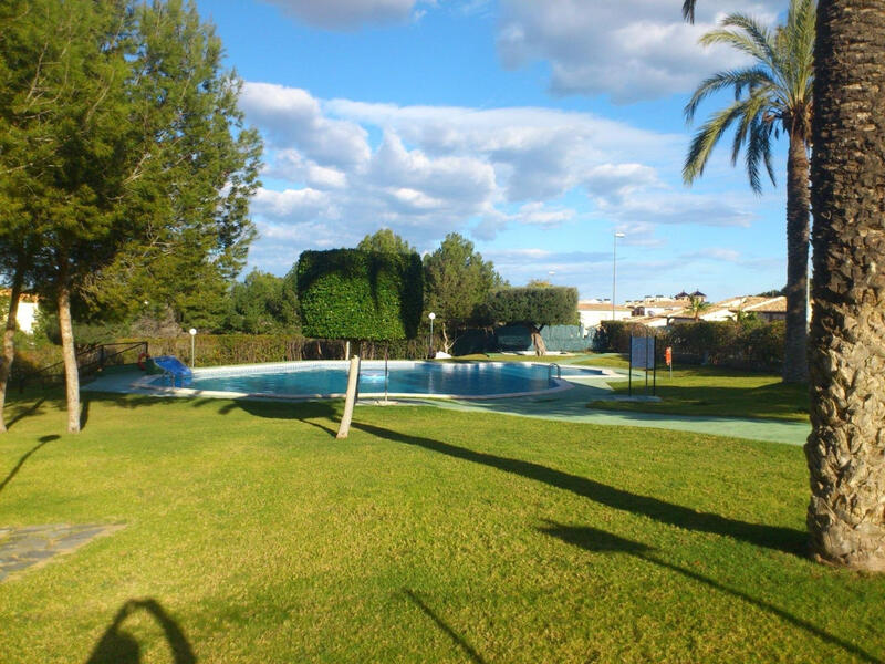 Gezinswoning Te koop in Orihuela Costa, Alicante