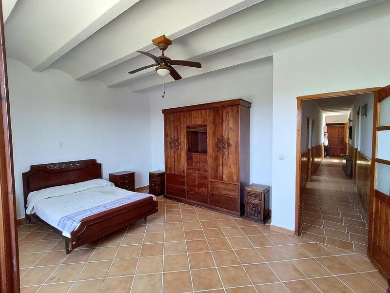 3 slaapkamer Landhuis Te koop