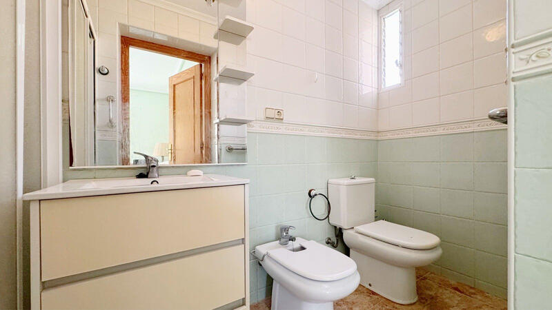 4 Cuarto Villa en venta