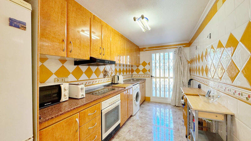 4 Cuarto Villa en venta