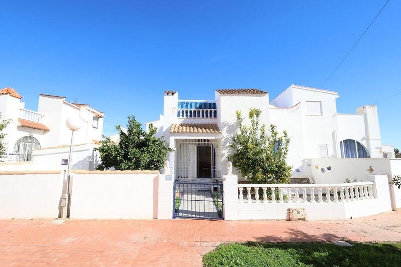 Villa Te koop in Orihuela Costa, Alicante