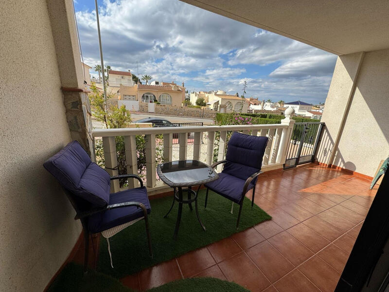 2 Cuarto Adosado en venta
