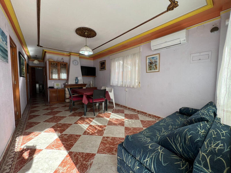 3 bedroom Townhouse for sale