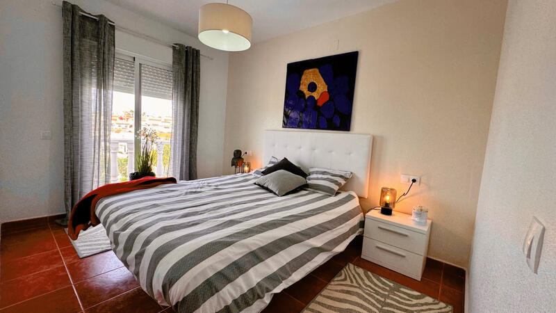 2 Cuarto Villa en venta