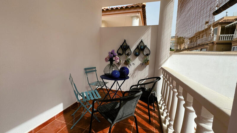 2 Cuarto Villa en venta
