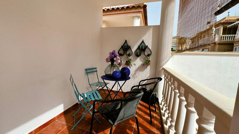 2 Cuarto Villa en venta