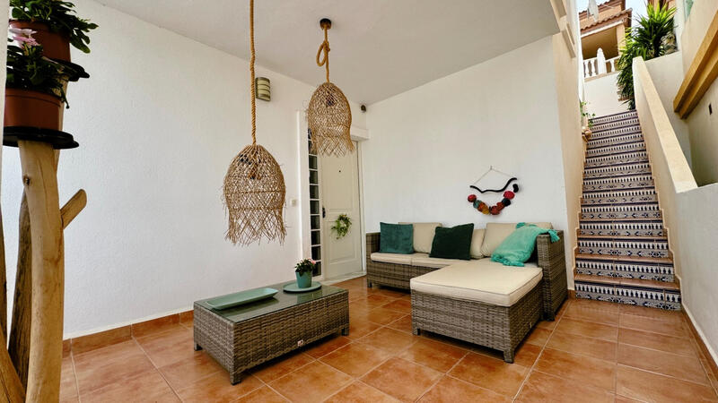 2 Cuarto Villa en venta