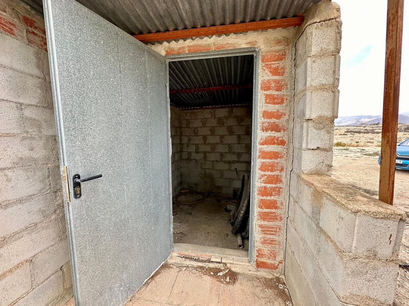2 Cuarto Casa de Campo en venta