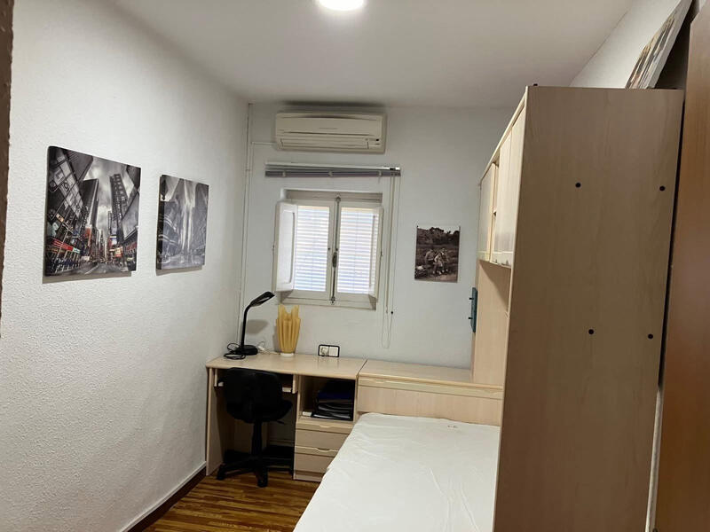 6 Schlafzimmer Stadthaus zu verkaufen