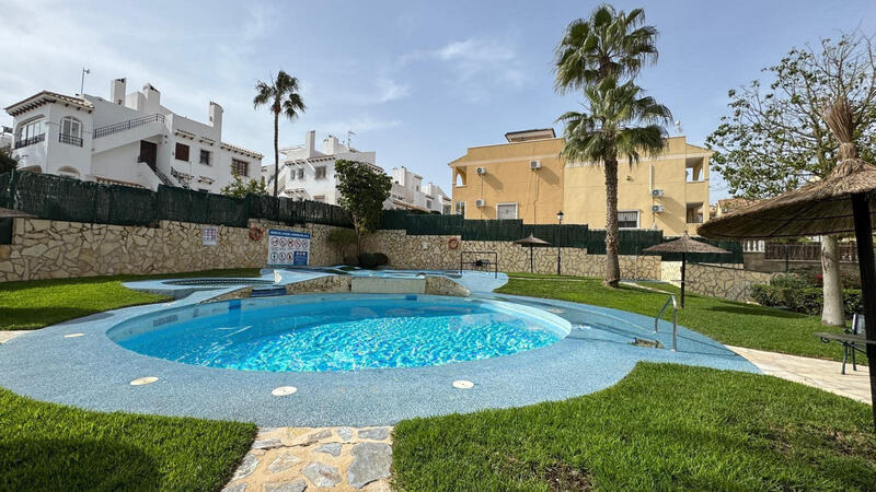 Appartement zu verkaufen in Orihuela Costa, Alicante