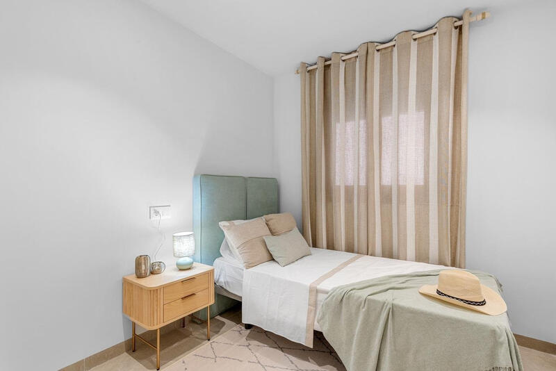 2 bedroom Apartment for sale