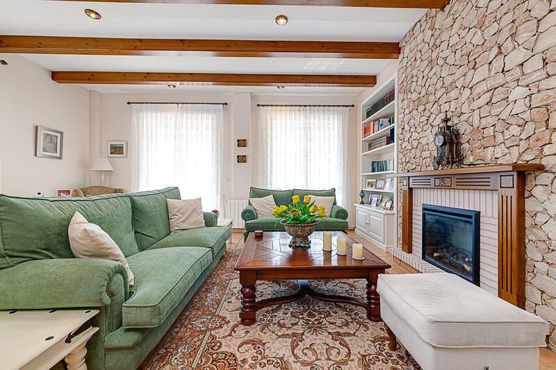 5 bedroom Villa for sale