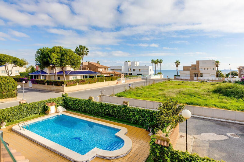 5 bedroom Villa for sale