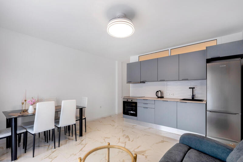 3 bedroom Apartment for sale