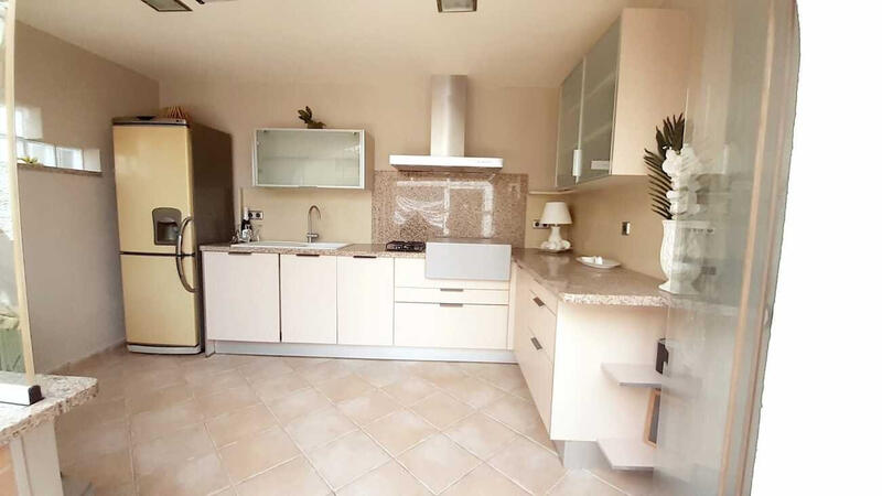 3 Cuarto Villa en venta