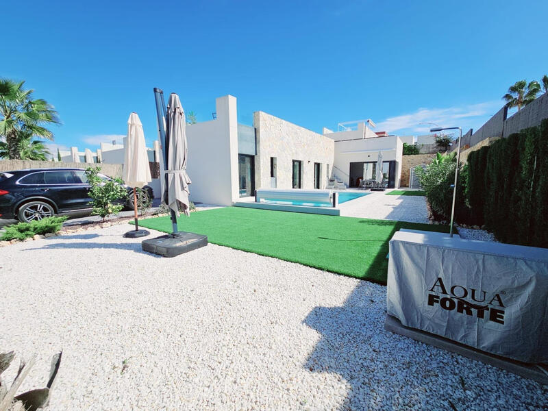 3 Cuarto Villa en venta