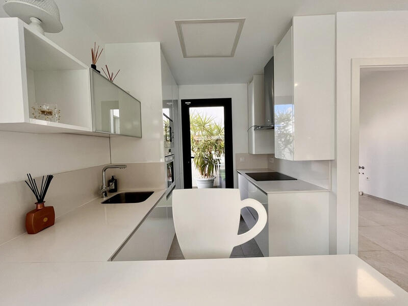 3 bedroom Townhouse for sale