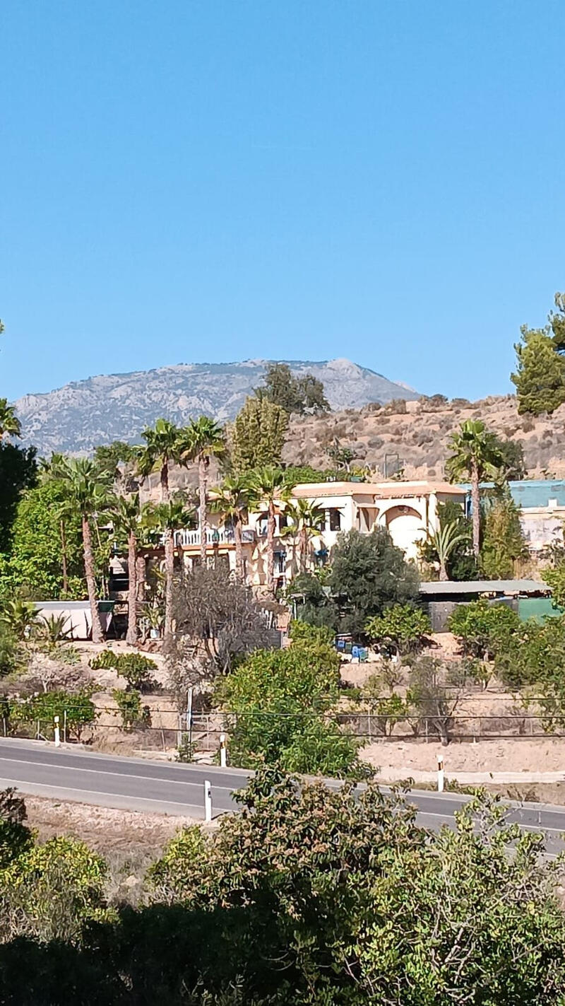 Villa til salg i La Nucia, Alicante