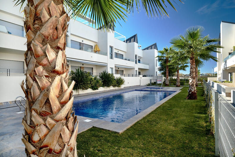 Villa for sale in Torrevieja, Alicante