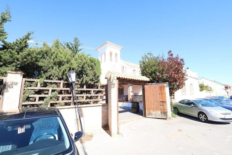 Villa zu verkaufen in Orihuela Costa, Alicante