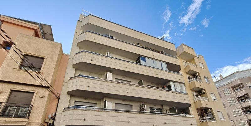 Lejlighed til salg i Torrevieja, Alicante
