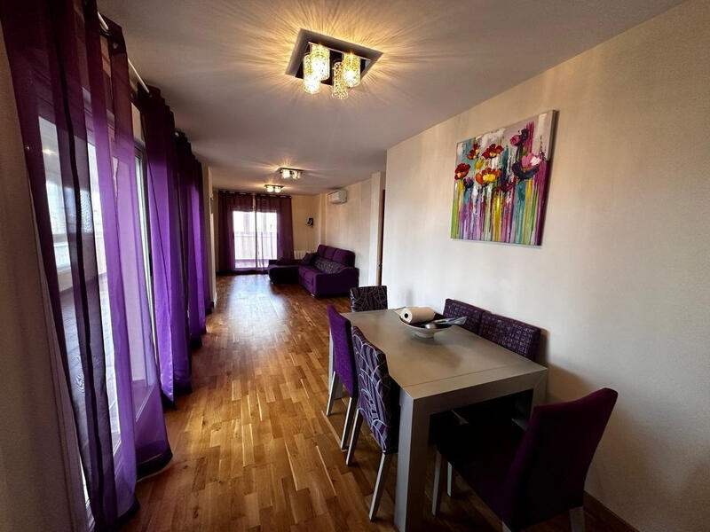 3 bedroom Apartment for sale