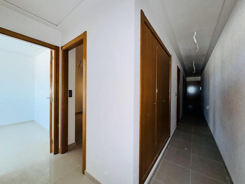 3 bedroom Apartment for sale