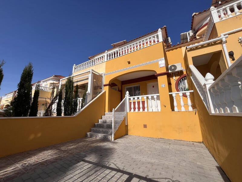 3 slaapkamer Gezinswoning Te koop