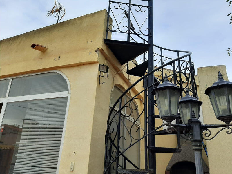 3 Cuarto Villa en venta