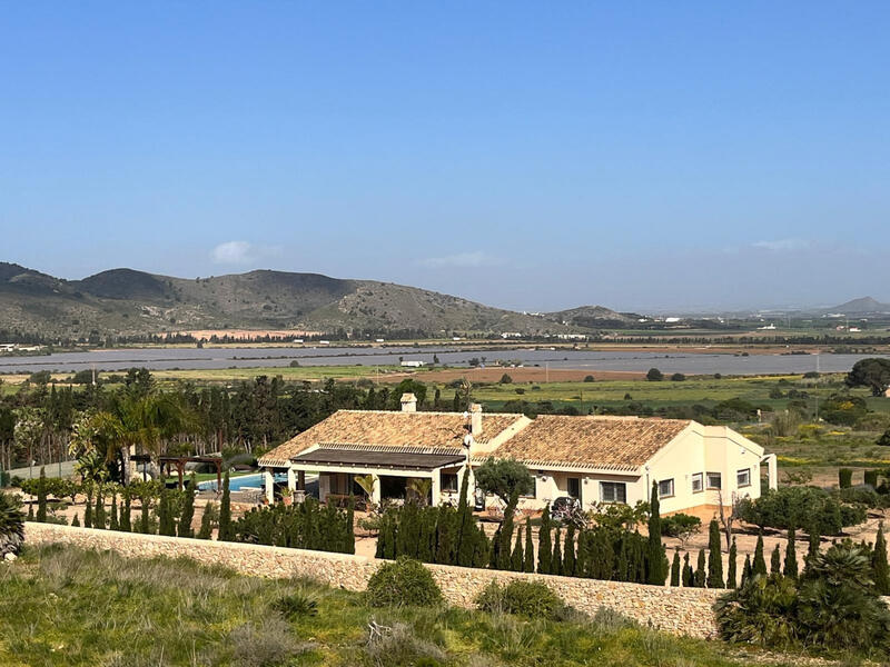4 bedroom Villa for sale