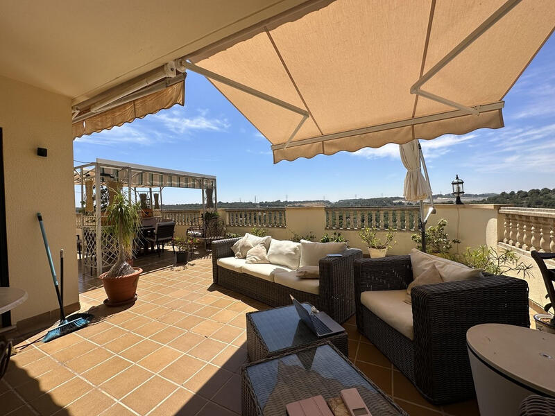 4 Cuarto Villa en venta