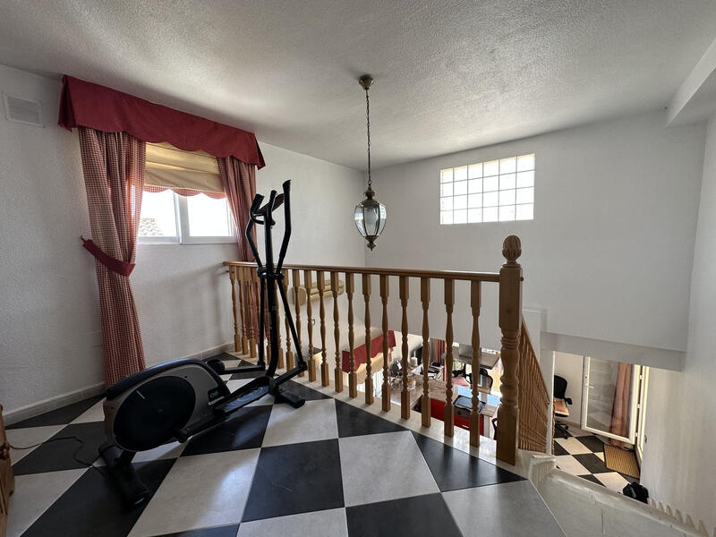 4 Cuarto Villa en venta
