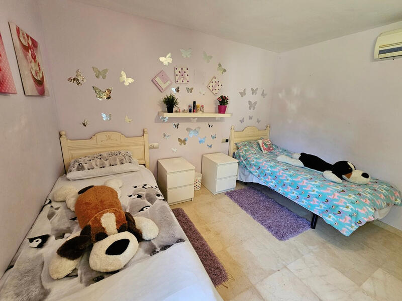 6 soveværelse Villa til salg