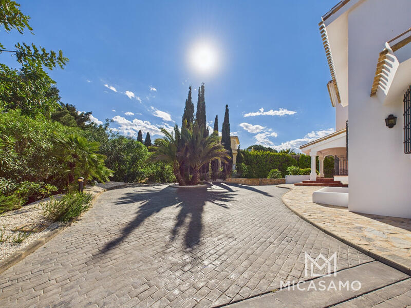 7 Schlafzimmer Villa zu verkaufen