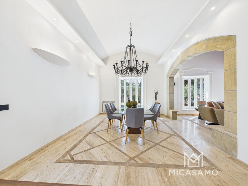 7 Schlafzimmer Villa zu verkaufen