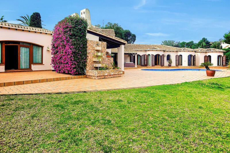 6 Schlafzimmer Villa zu verkaufen