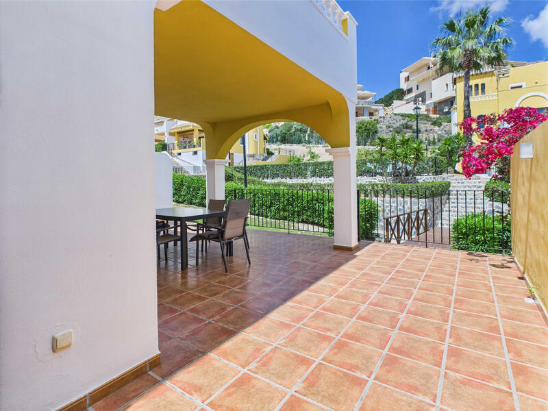 2 bedroom Townhouse for sale