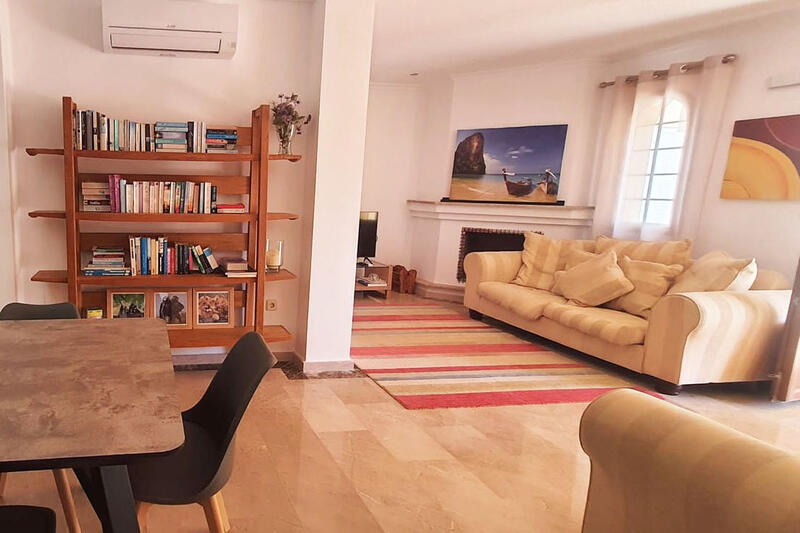 2 Cuarto Adosado en venta