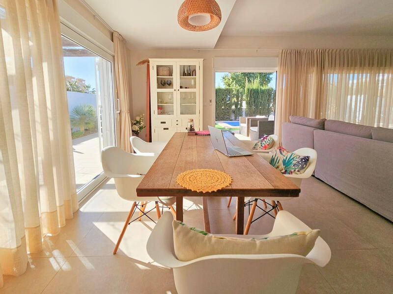3 Cuarto Villa en venta