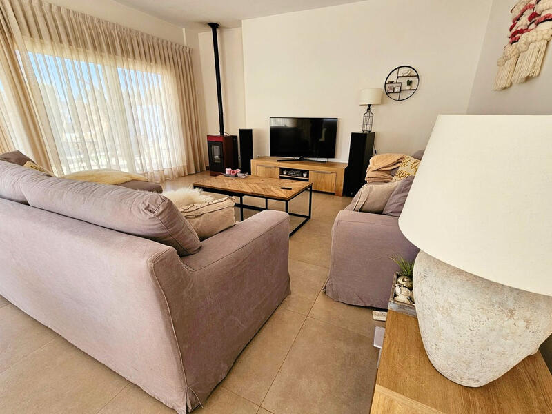 3 Cuarto Villa en venta