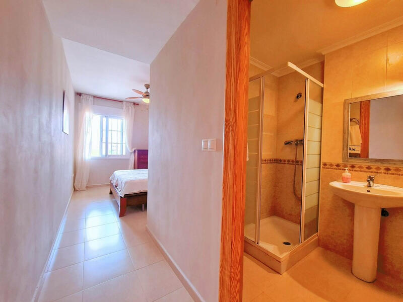2 slaapkamer Appartement Te koop