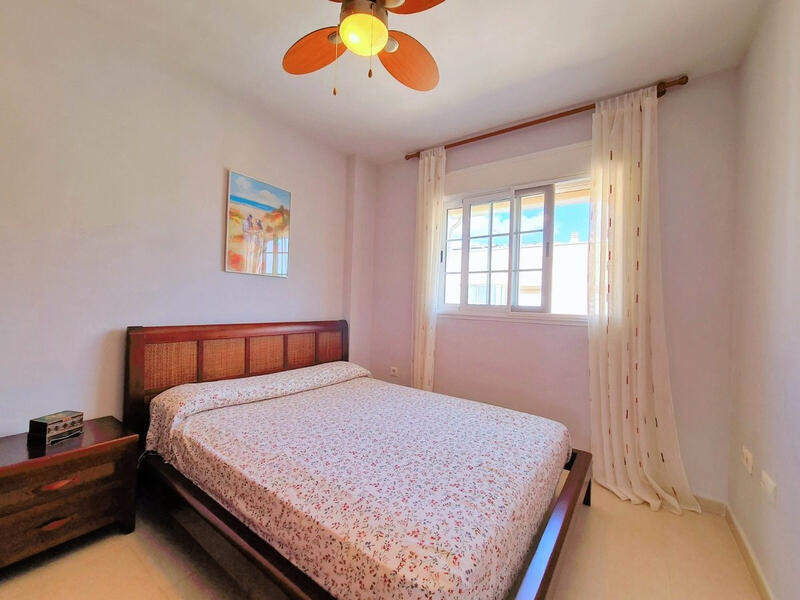 2 slaapkamer Appartement Te koop